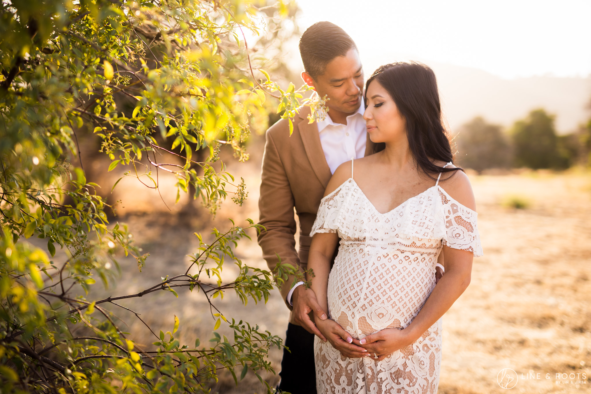 When To Take Maternity Photos Line And Roots