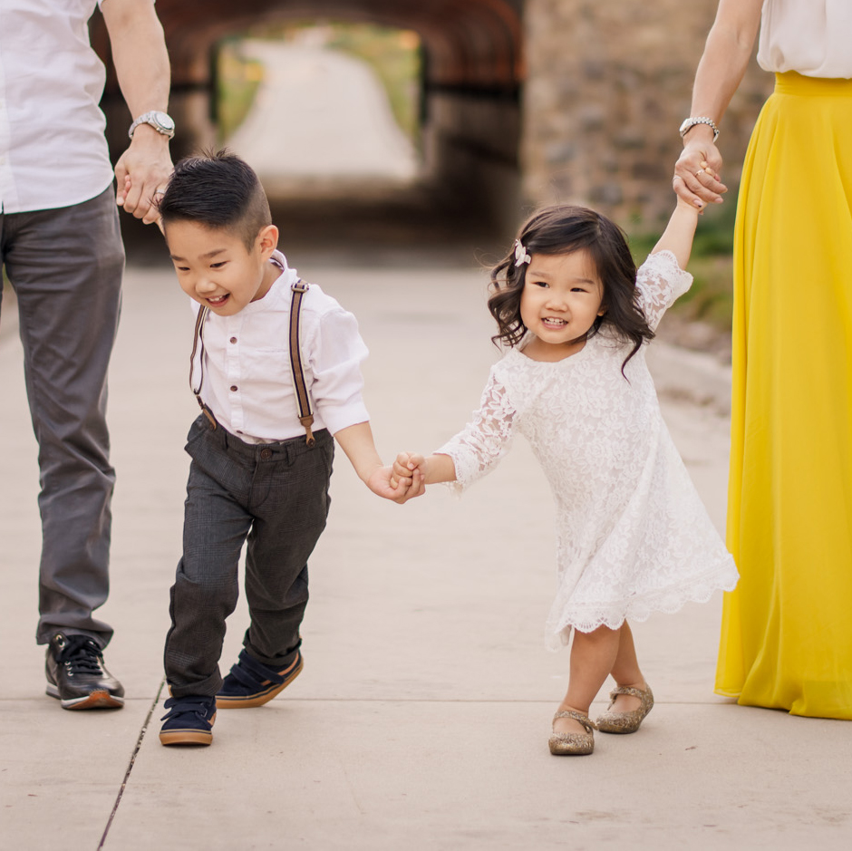 Irvine Family Session | The Hsu Family | Line and Roots